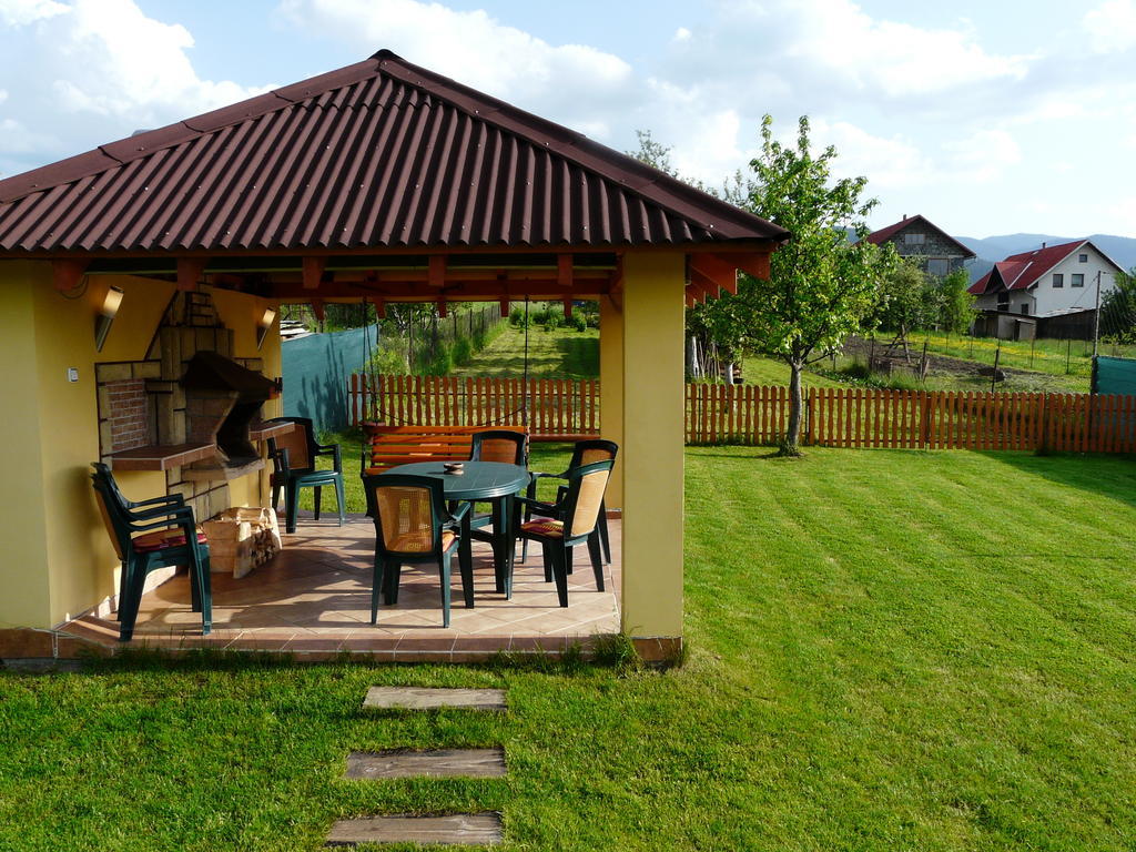 Apartman Elegant Bešeňová Exterior foto