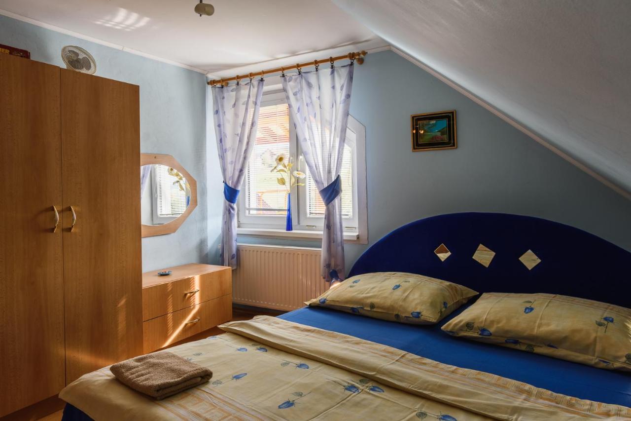 Apartman Elegant Bešeňová Exterior foto