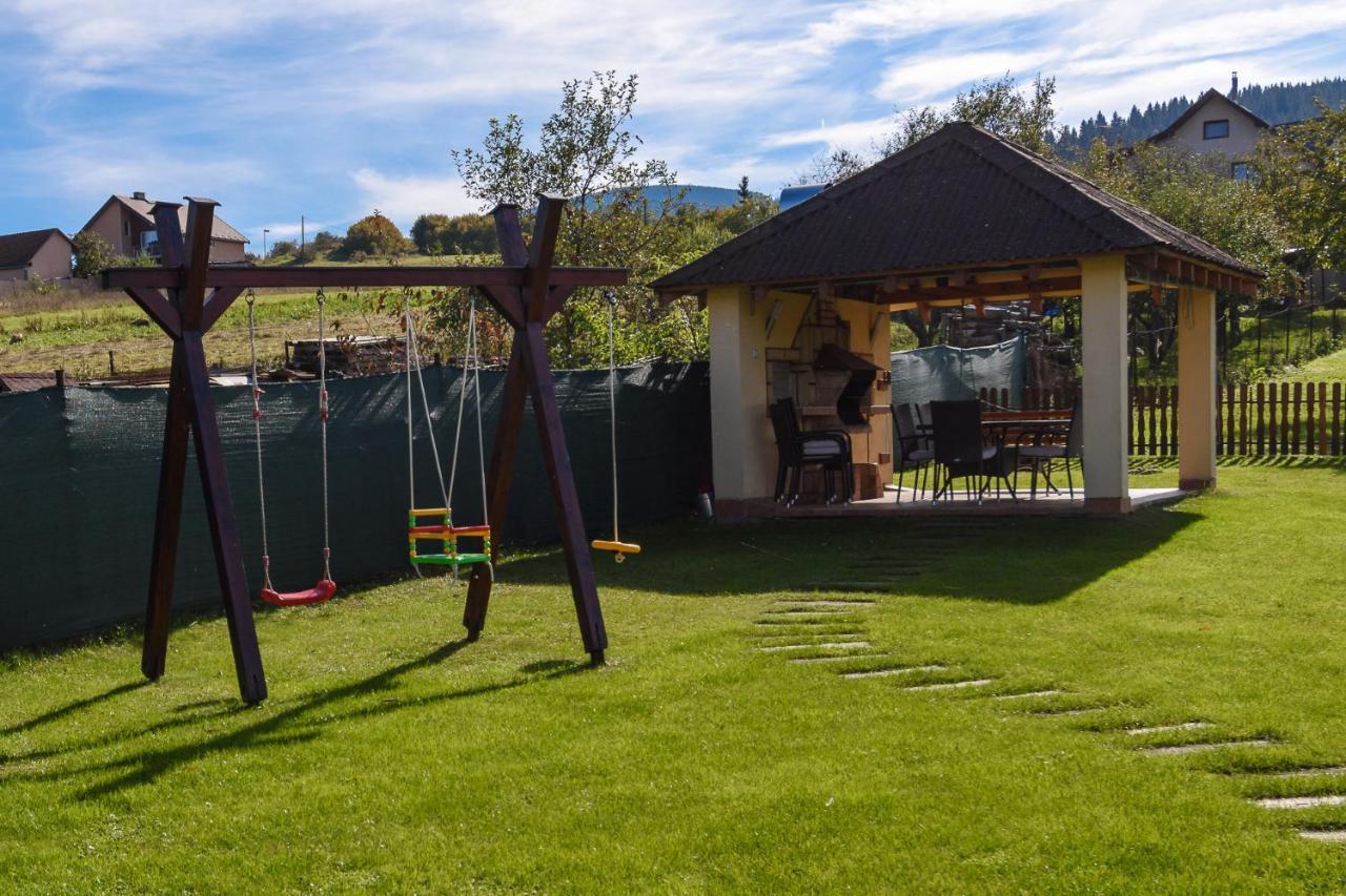 Apartman Elegant Bešeňová Exterior foto
